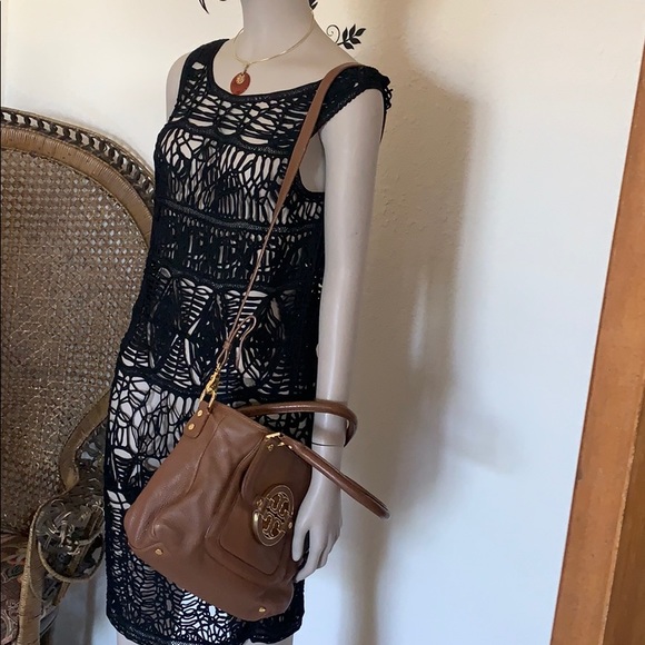 Tory Burch Amanda Leather bag small-M big logo. - Picture 4 of 8